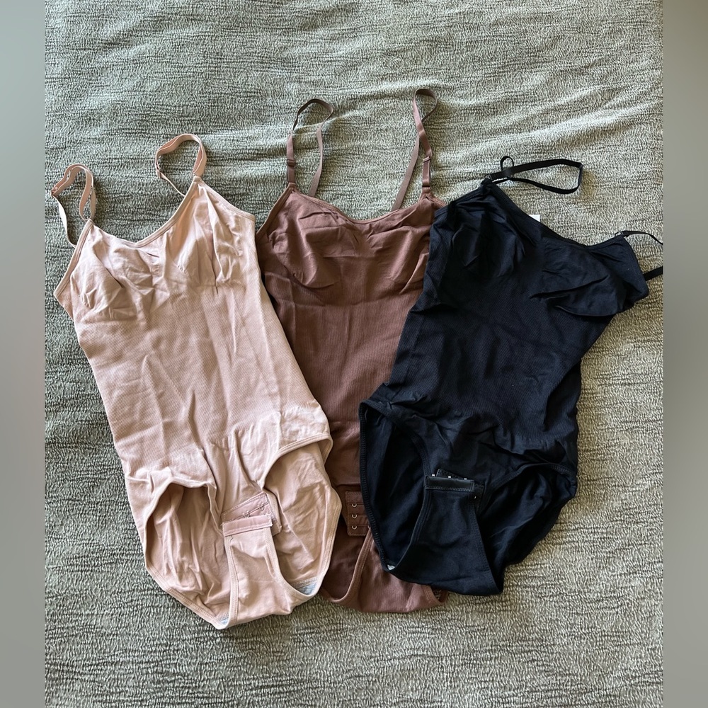 🔥 SNATCHED BODY SUITS 🔥 Set of 3